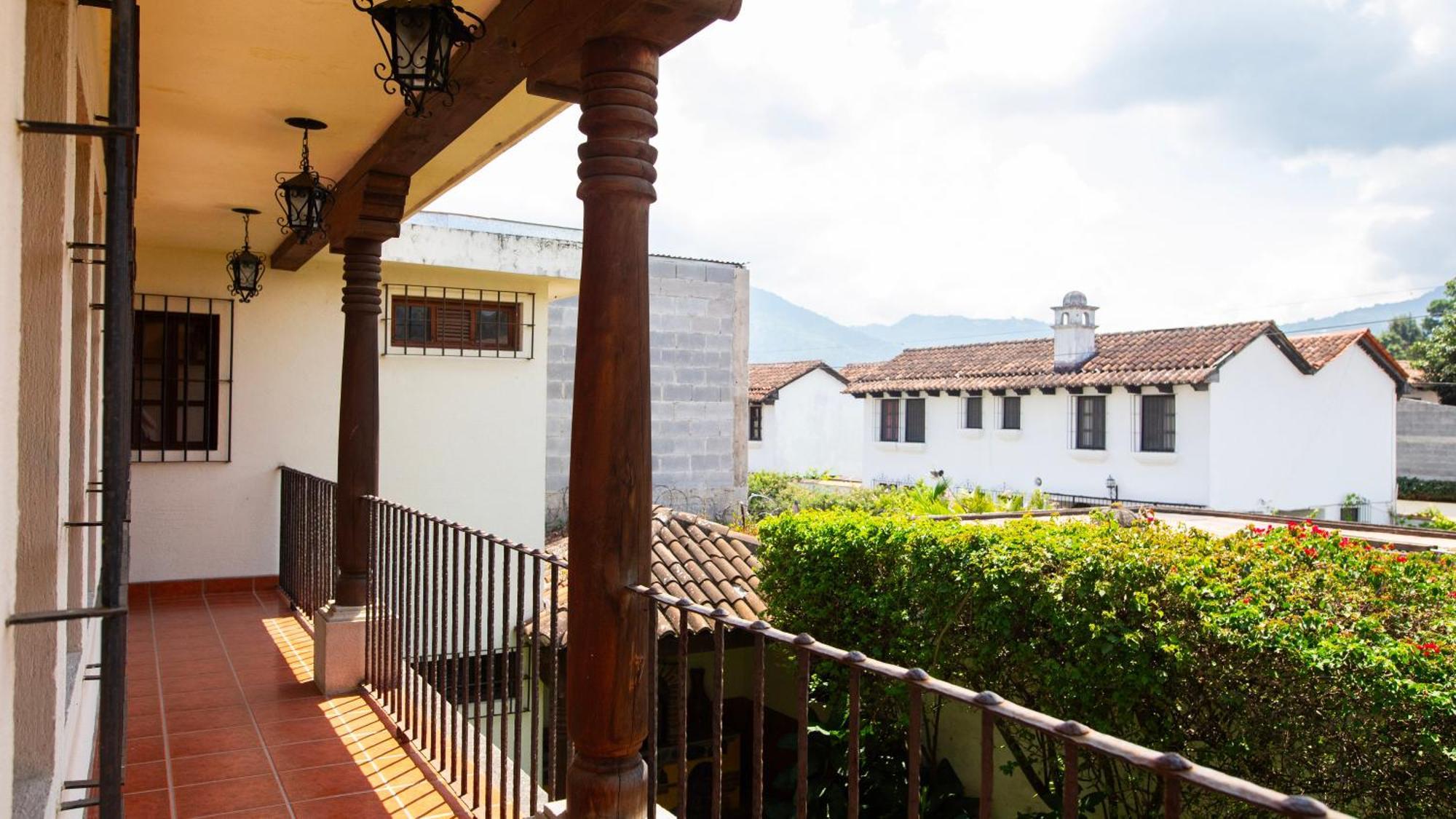 Palacio Del Conquistador San Cristóbal El Bajo Екстериор снимка
